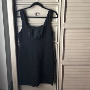 Black bodycon dress size large